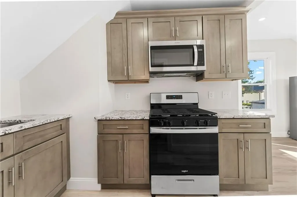 127 Owen Avenue Pawtucket RI 02860