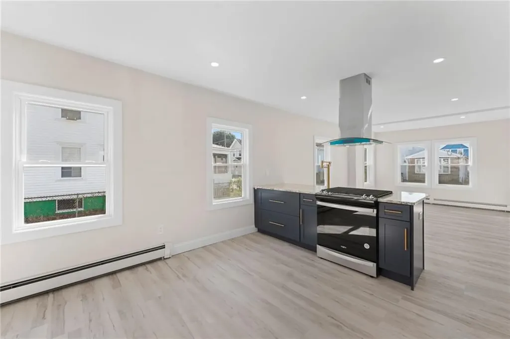 127 Owen Avenue Pawtucket RI 02860