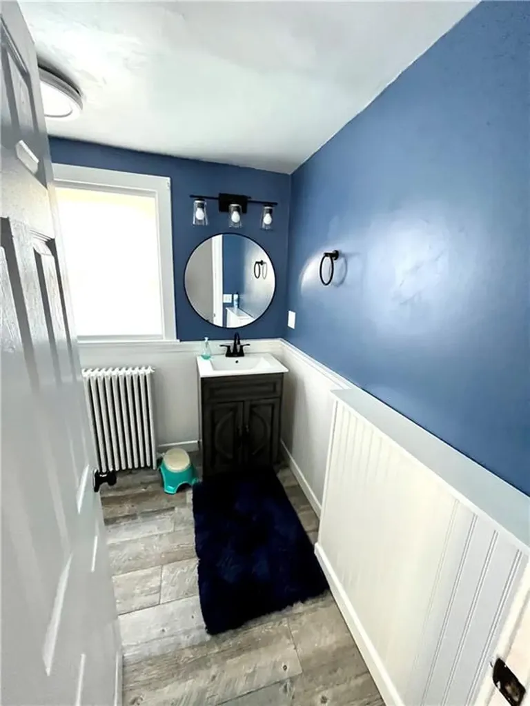 12 Bedlow Avenue Newport RI 02840