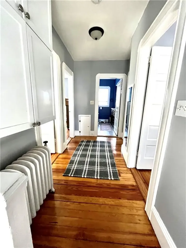 12 Bedlow Avenue Newport RI 02840