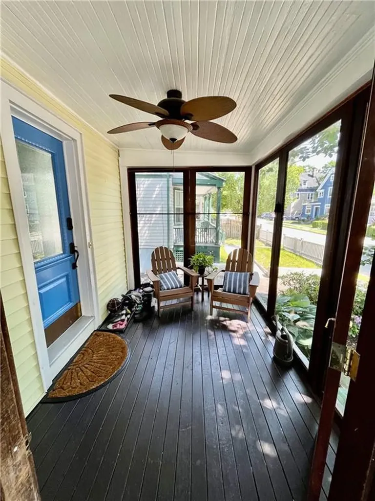 12 Bedlow Avenue Newport RI 02840