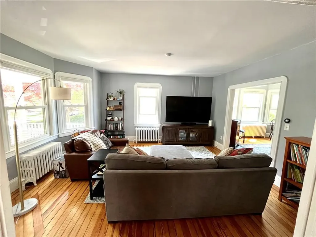 12 Bedlow Avenue Newport RI 02840