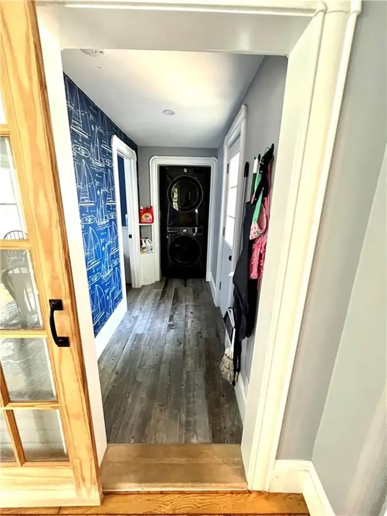12 Bedlow Avenue Newport RI 02840