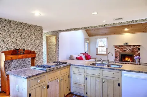 3151 Diamond Hill Road Cumberland RI 02864