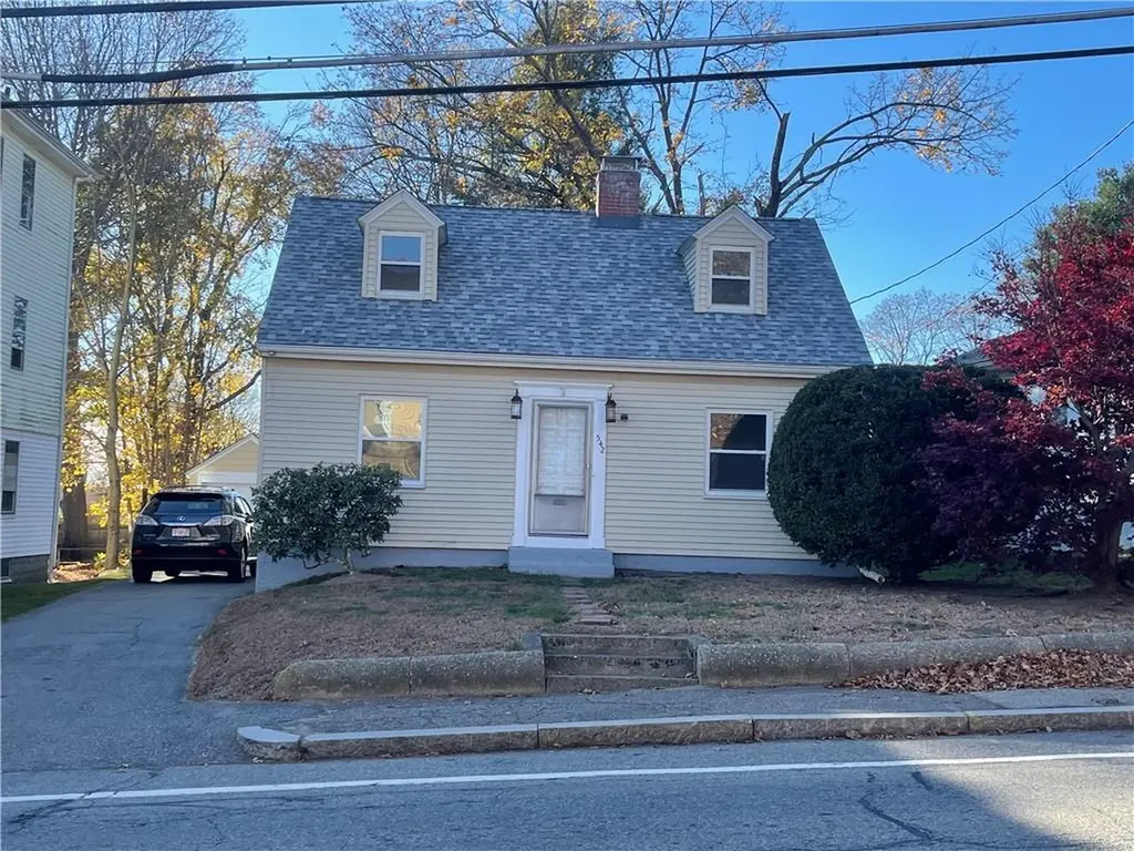 542 High Street Cumberland RI 02864