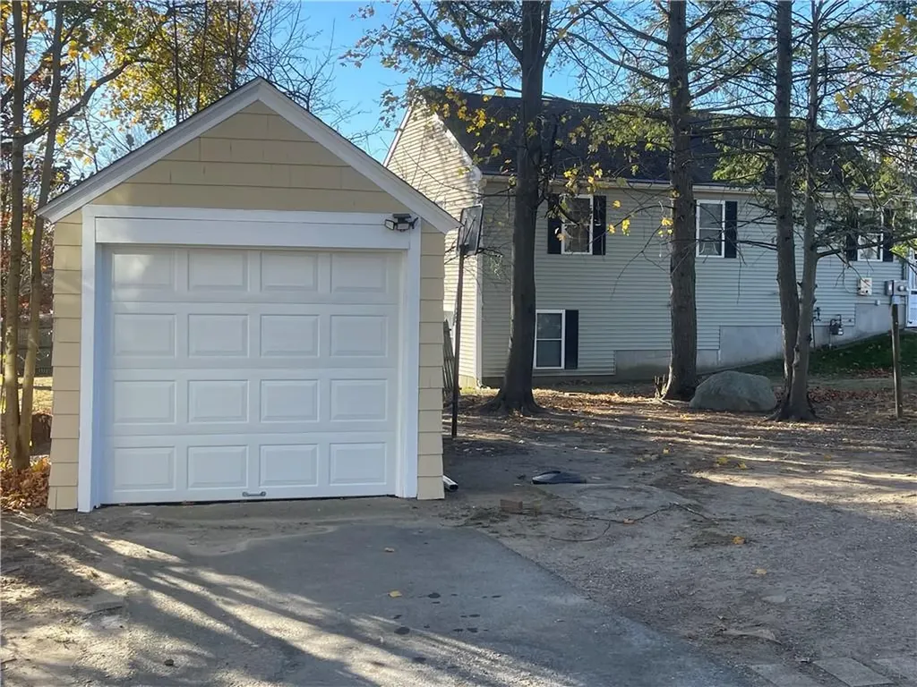 542 High Street Cumberland RI 02864