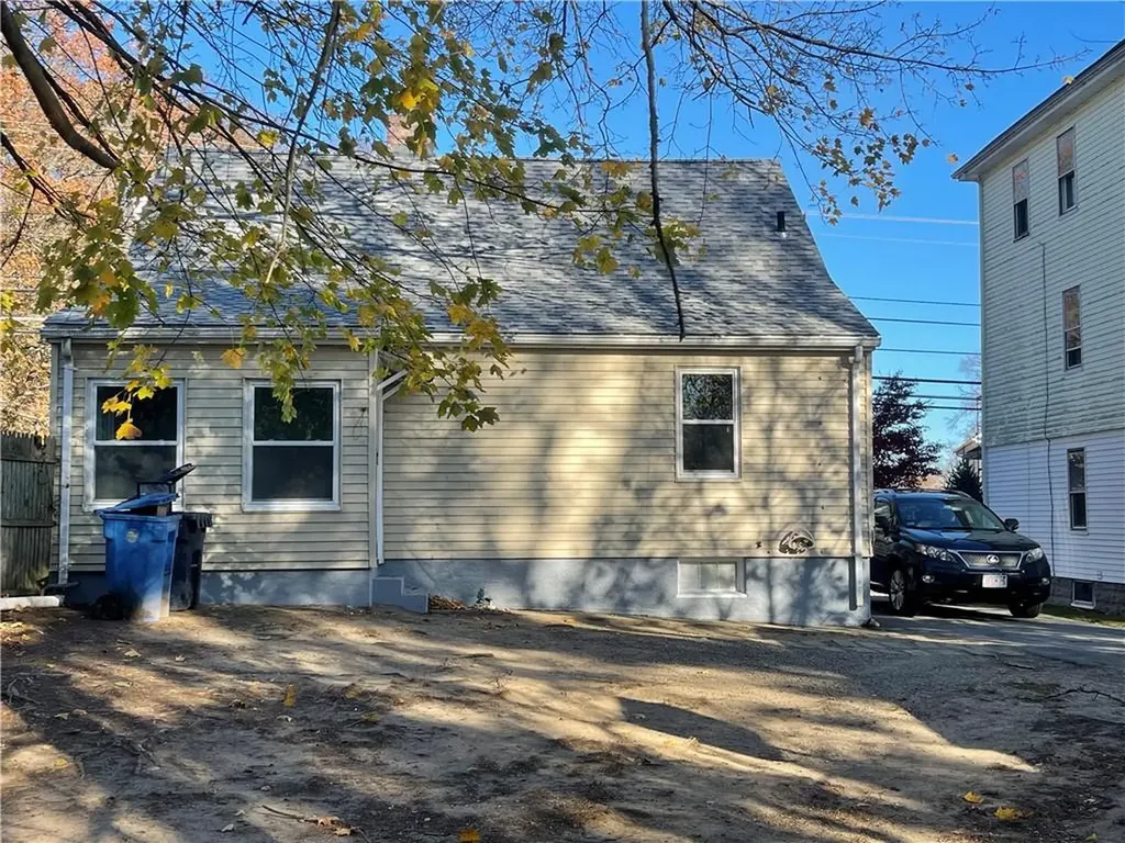 542 High Street Cumberland RI 02864