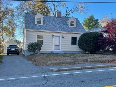 542 High Street Cumberland RI 02864
