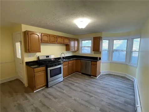 542 High Street Cumberland RI 02864