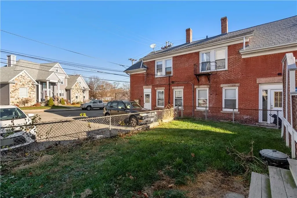 726 North Main Street Woonsocket RI 02895