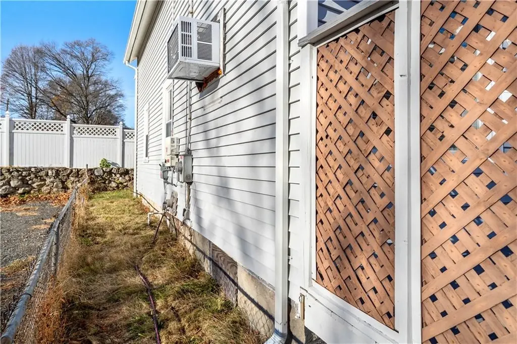 726 North Main Street Woonsocket RI 02895
