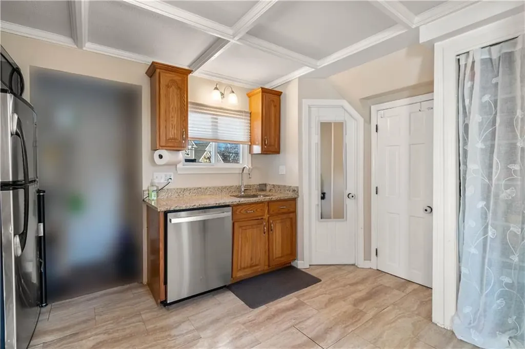 726 North Main Street Woonsocket RI 02895