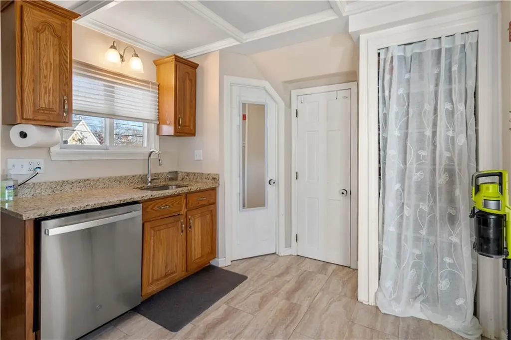 726 North Main Street Woonsocket RI 02895