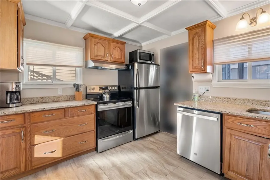 726 North Main Street Woonsocket RI 02895