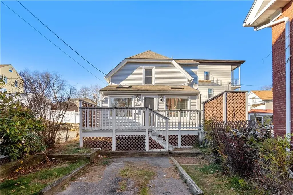 726 North Main Street Woonsocket RI 02895