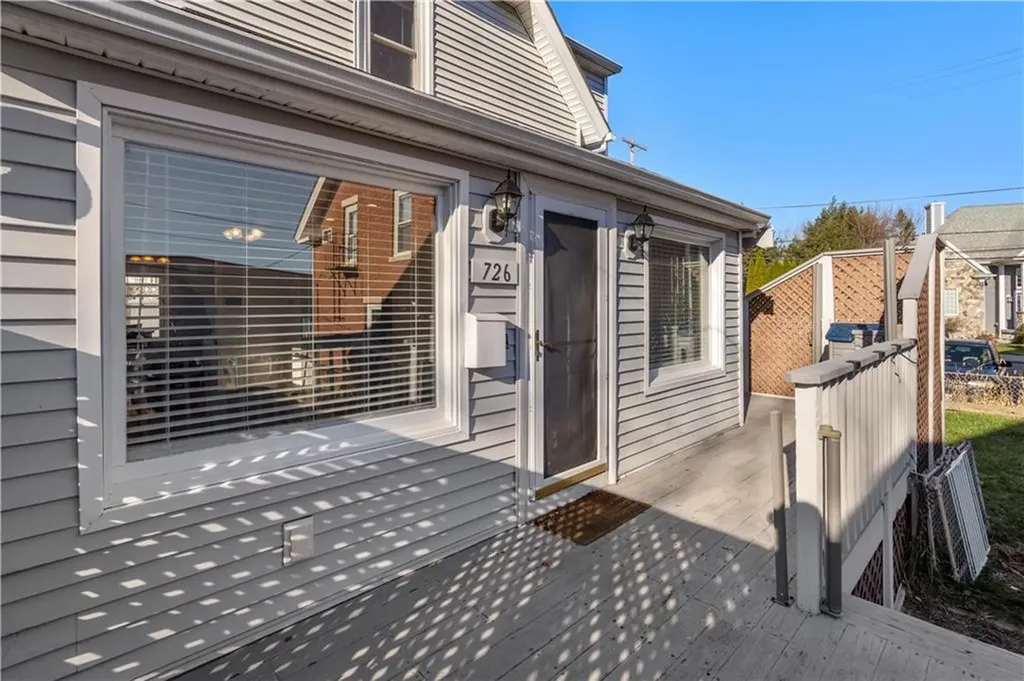 726 North Main Street Woonsocket RI 02895