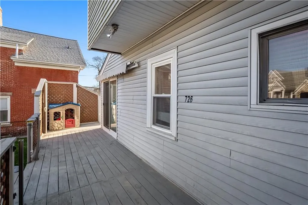 726 North Main Street Woonsocket RI 02895