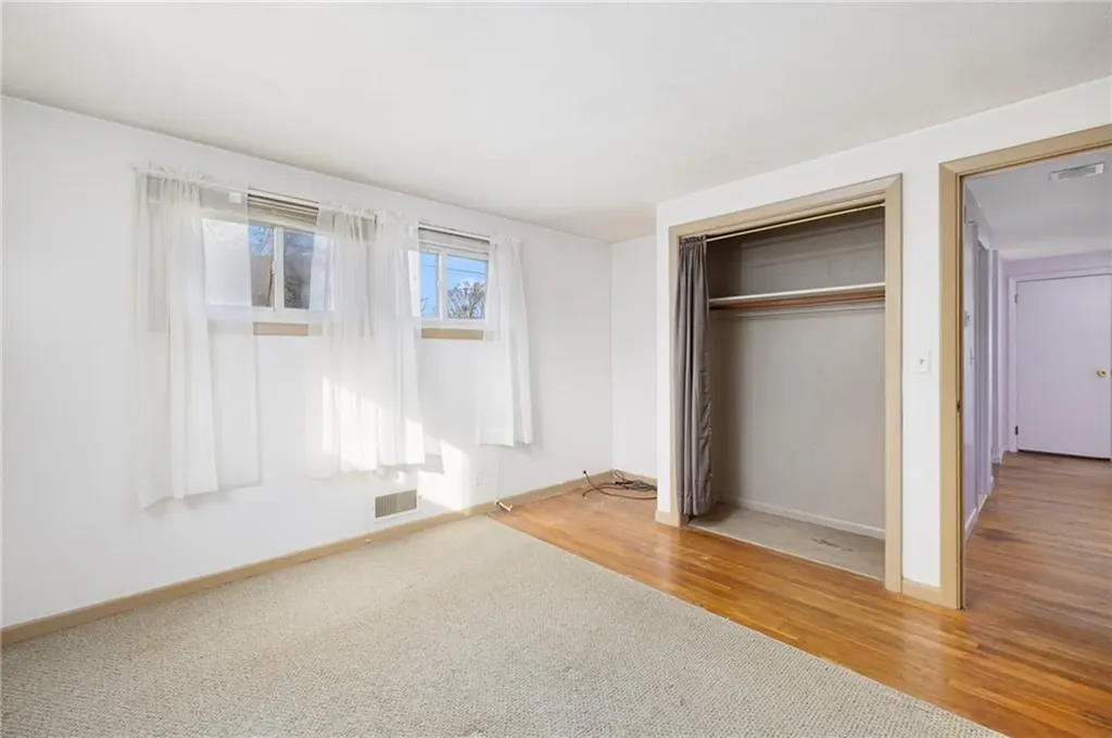 114 Covington Drive Warwick RI 02886