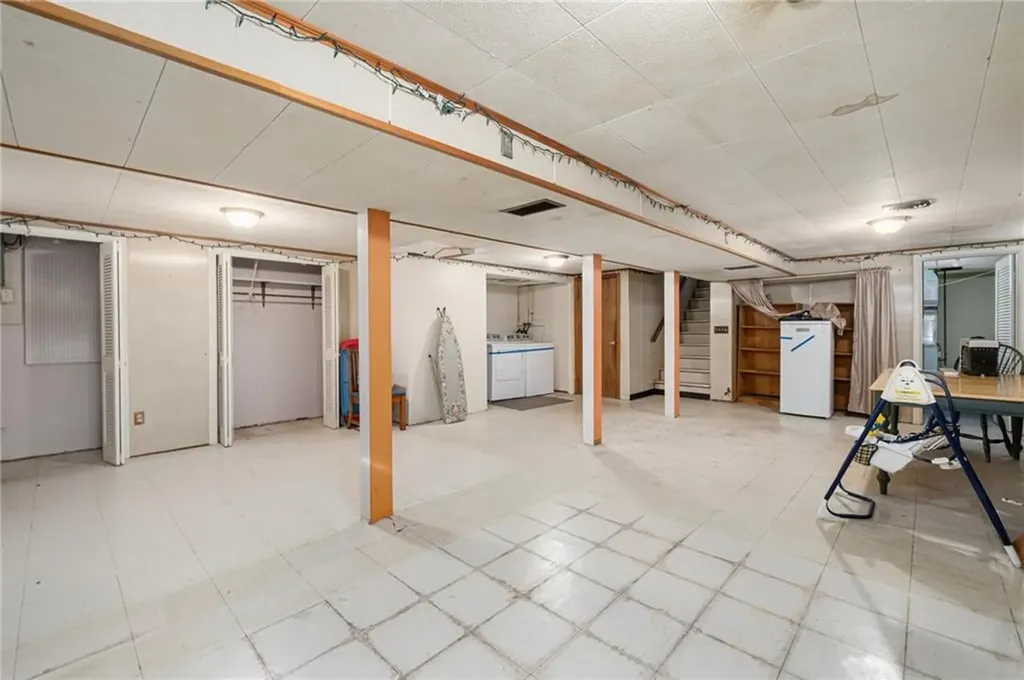 114 Covington Drive Warwick RI 02886