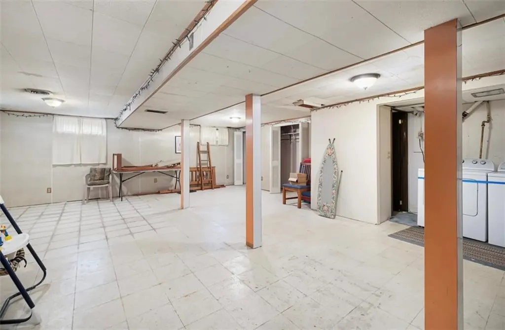 114 Covington Drive Warwick RI 02886