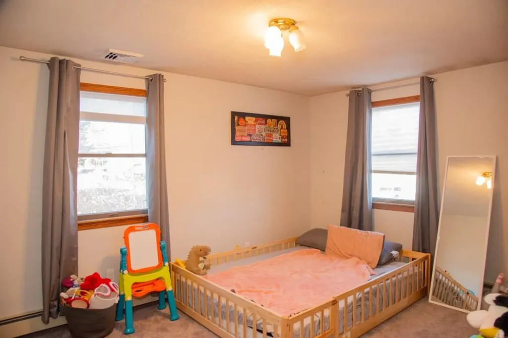 78 Bertenshaw Road Woonsocket RI 02895