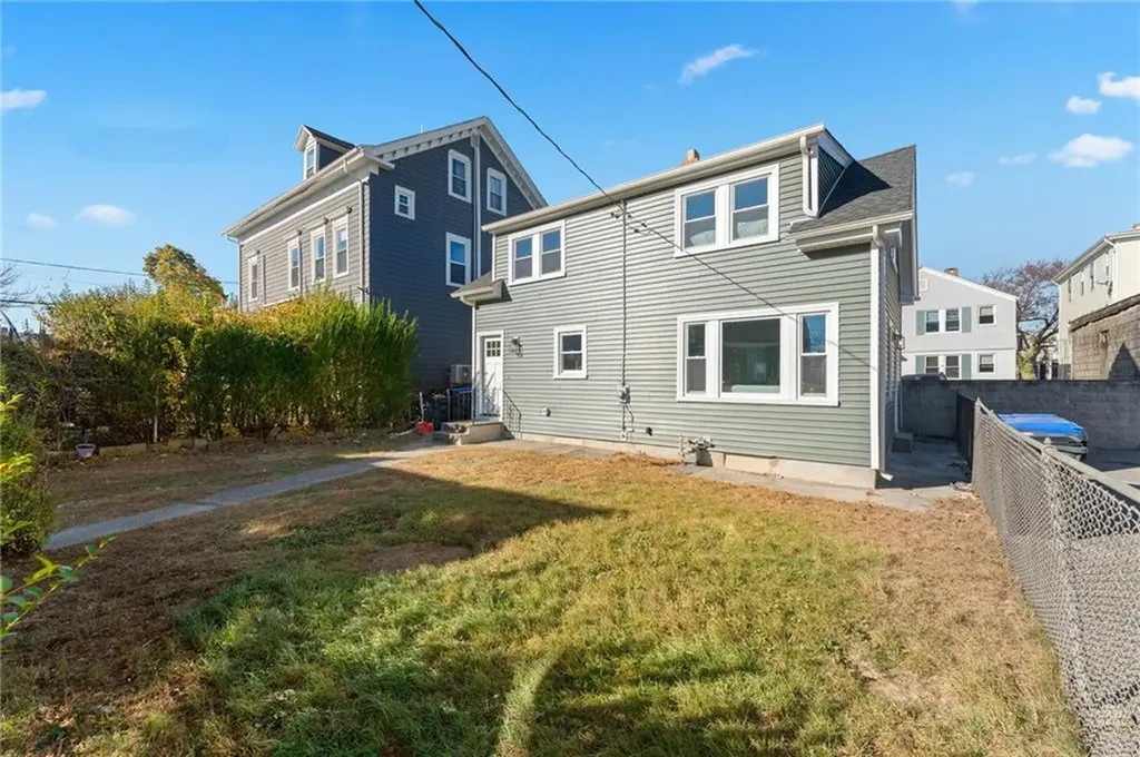 73 Grove Street Providence RI 02909