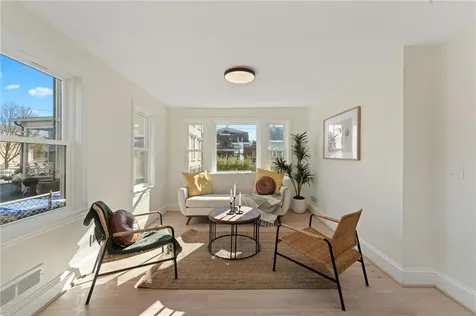 73 Grove Street Providence RI 02909