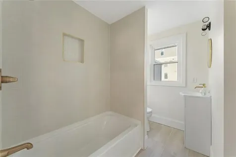 73 Grove Street Providence RI 02909