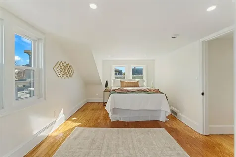 73 Grove Street Providence RI 02909