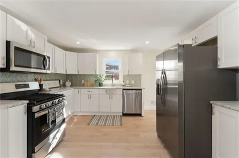 73 Grove Street Providence RI 02909