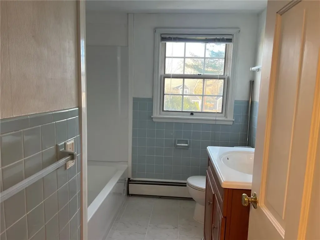 11 Candleberry Road Barrington RI 02806
