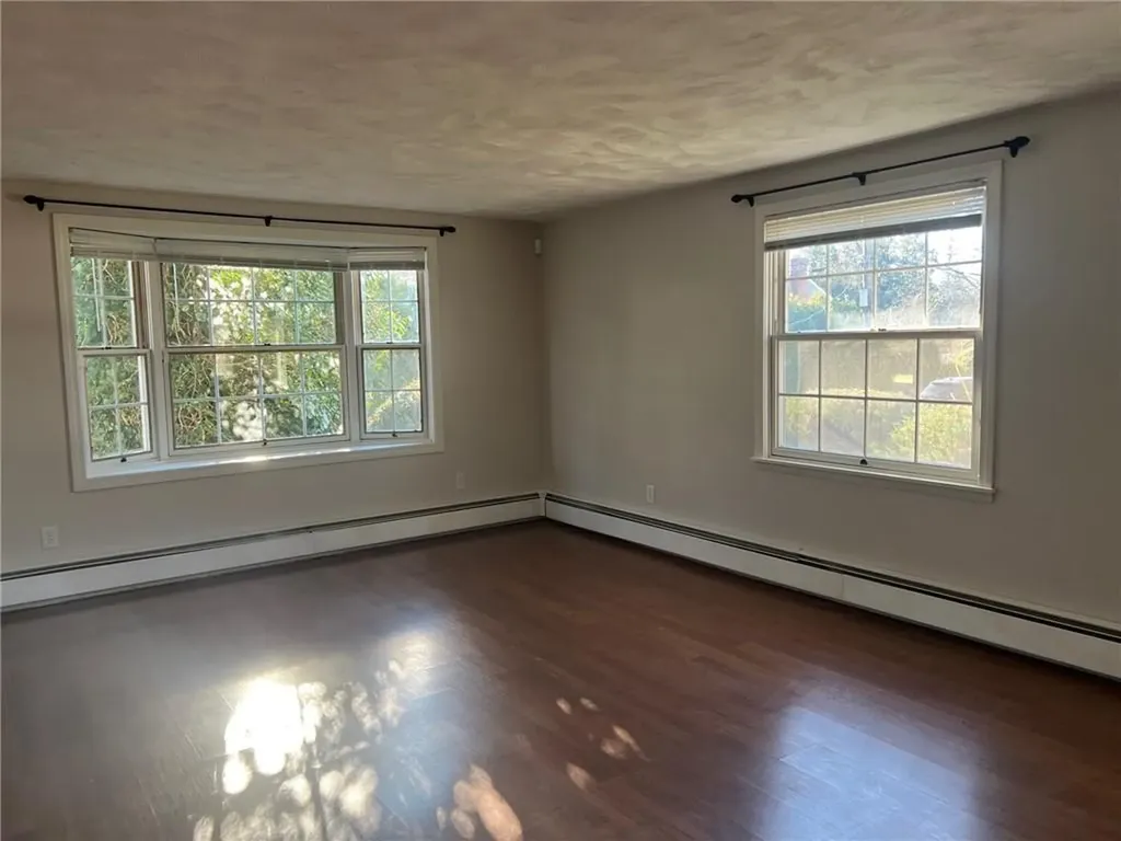 11 Candleberry Road Barrington RI 02806