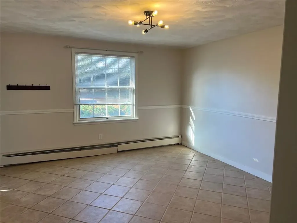 11 Candleberry Road Barrington RI 02806