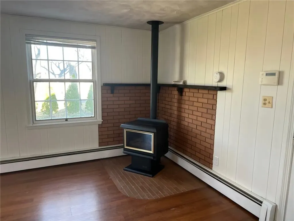 11 Candleberry Road Barrington RI 02806