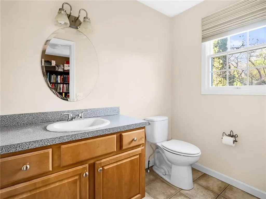 49 Peveril Road Cranston RI 02921