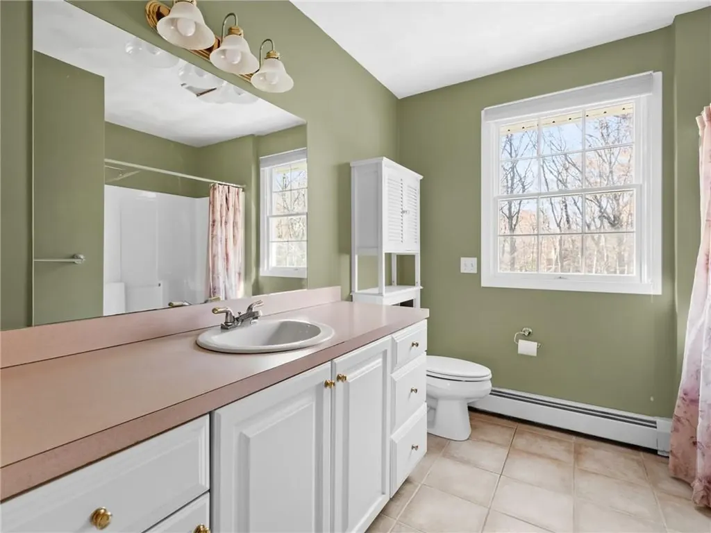 49 Peveril Road Cranston RI 02921