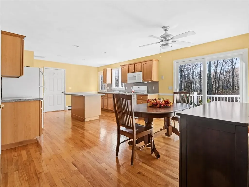 49 Peveril Road Cranston RI 02921