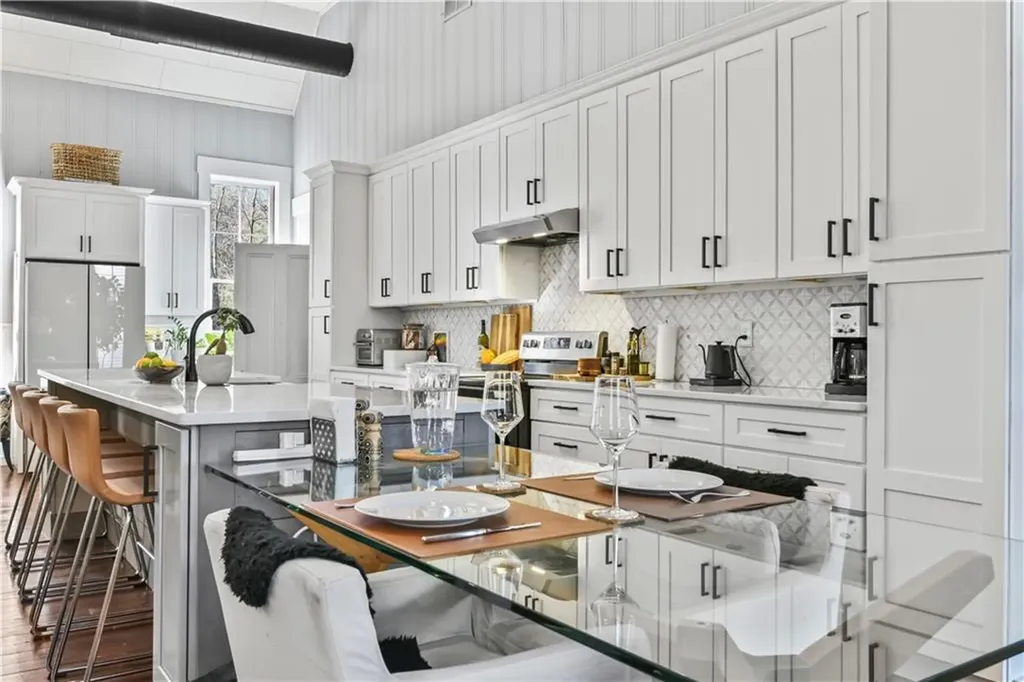 190 Hopkins Hollow Road Coventry RI 02827