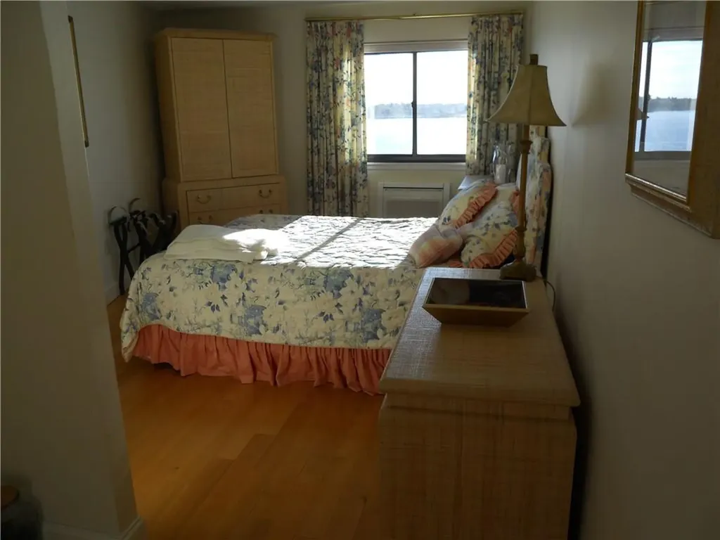 1412 Capella South Row Newport RI 02840
