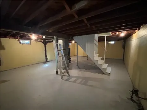 59 Belmont Street Pawtucket RI 02860