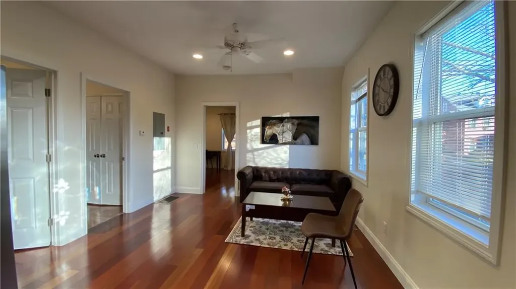 412 Hope Street Providence RI 02906