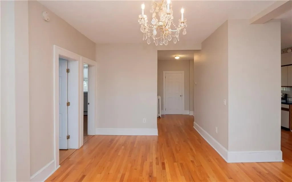 386 Green End Avenue Middletown RI 02842
