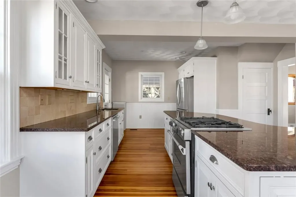 53 Andrews Street Woonsocket RI 02895