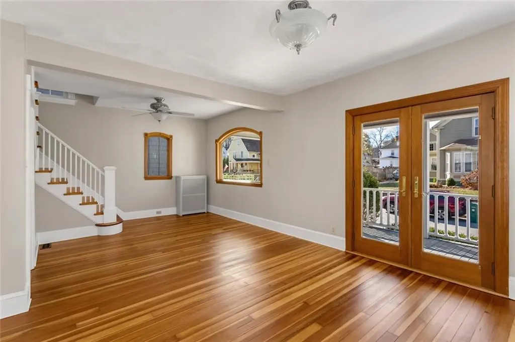 53 Andrews Street Woonsocket RI 02895