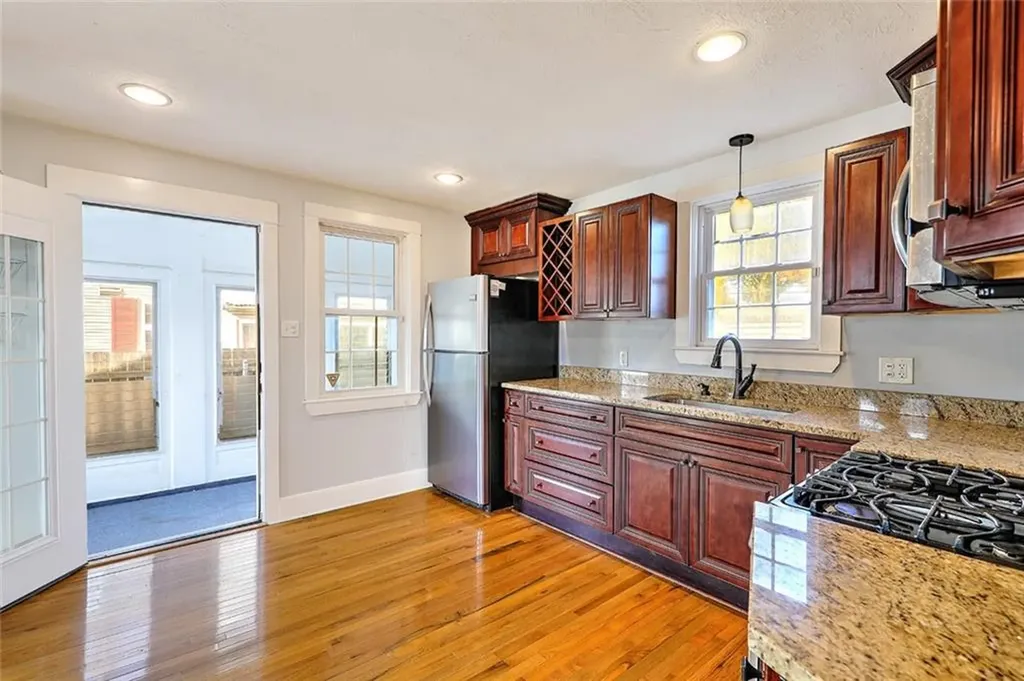 40 Lawton Street Pawtucket RI 02860