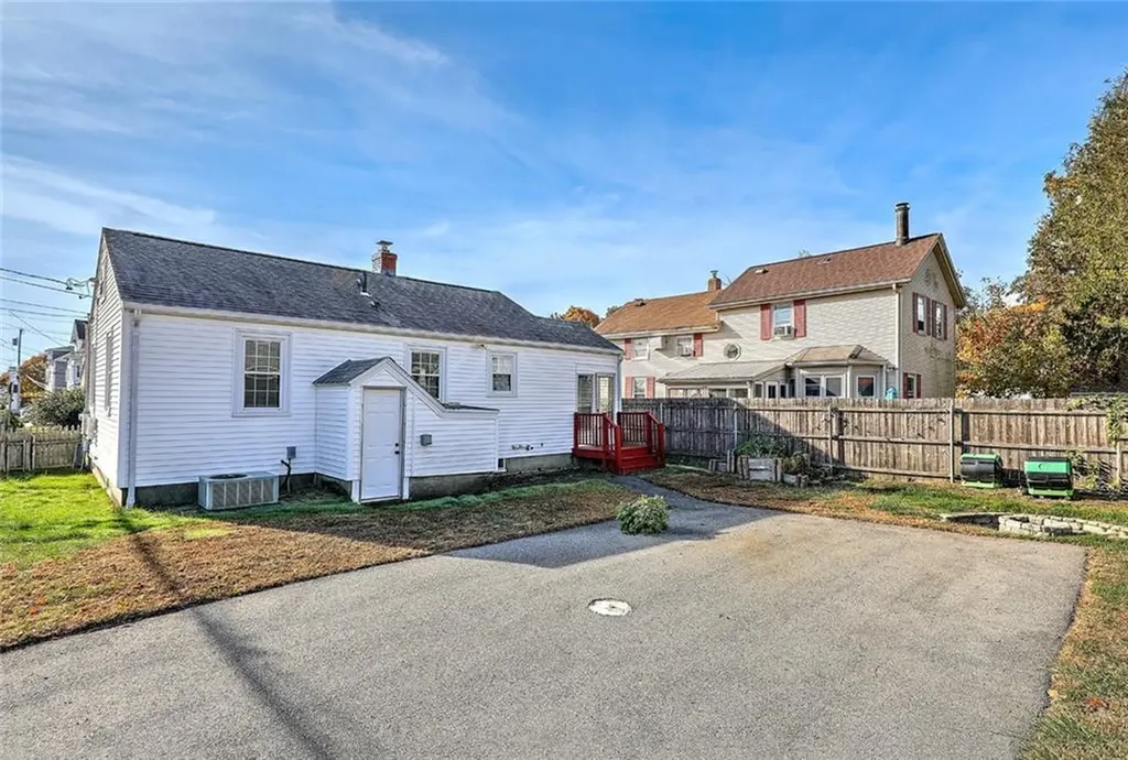 40 Lawton Street Pawtucket RI 02860