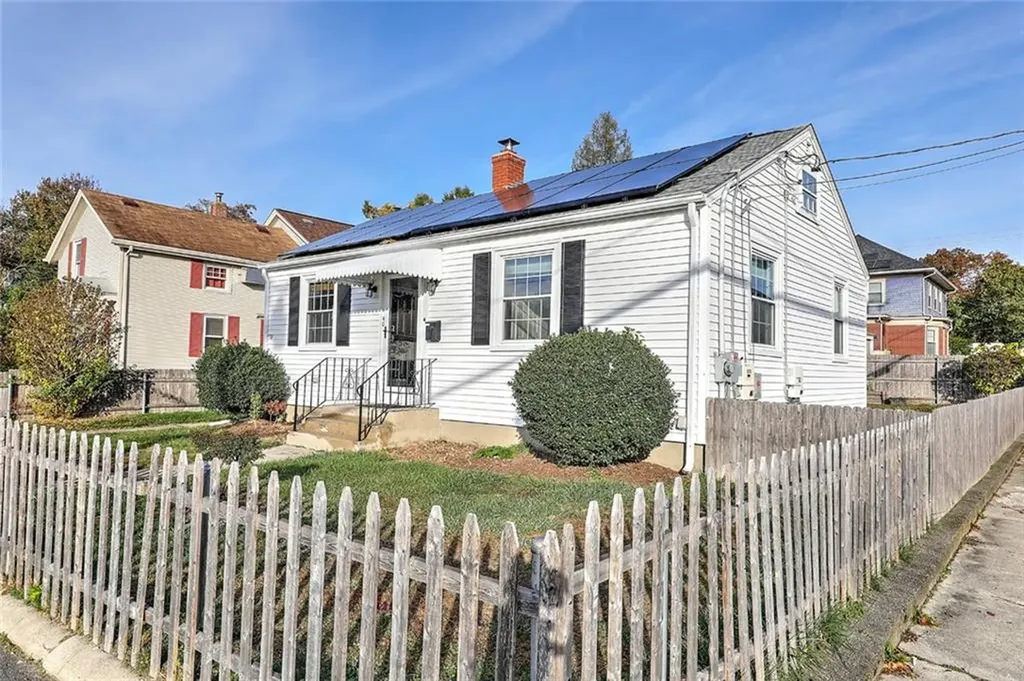 40 Lawton Street Pawtucket RI 02860