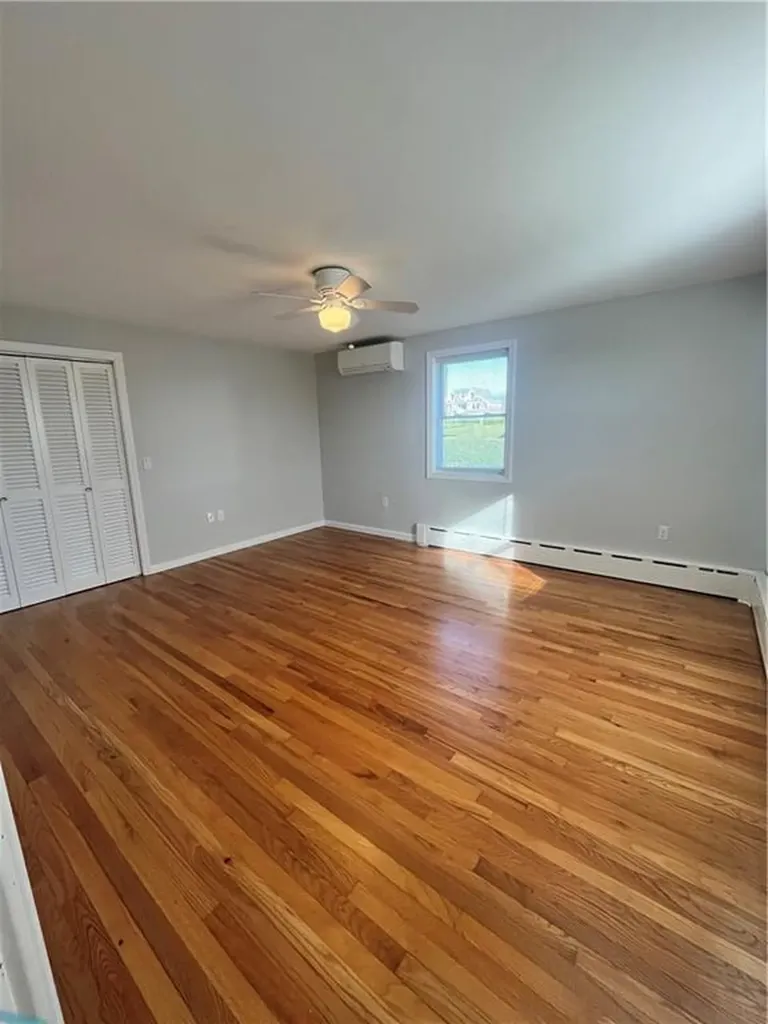 8 Chartier Circle Newport RI 02840