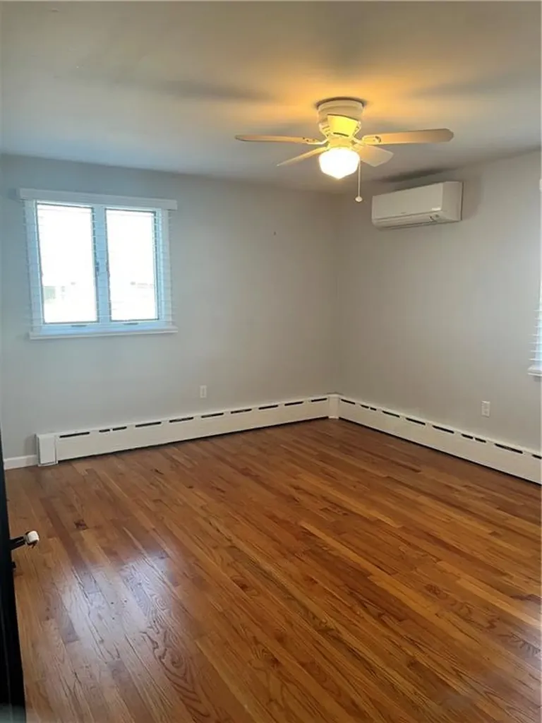 8 Chartier Circle Newport RI 02840