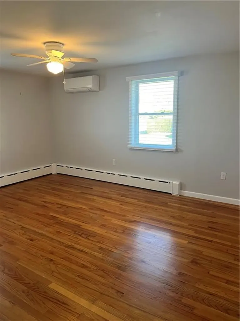 8 Chartier Circle Newport RI 02840